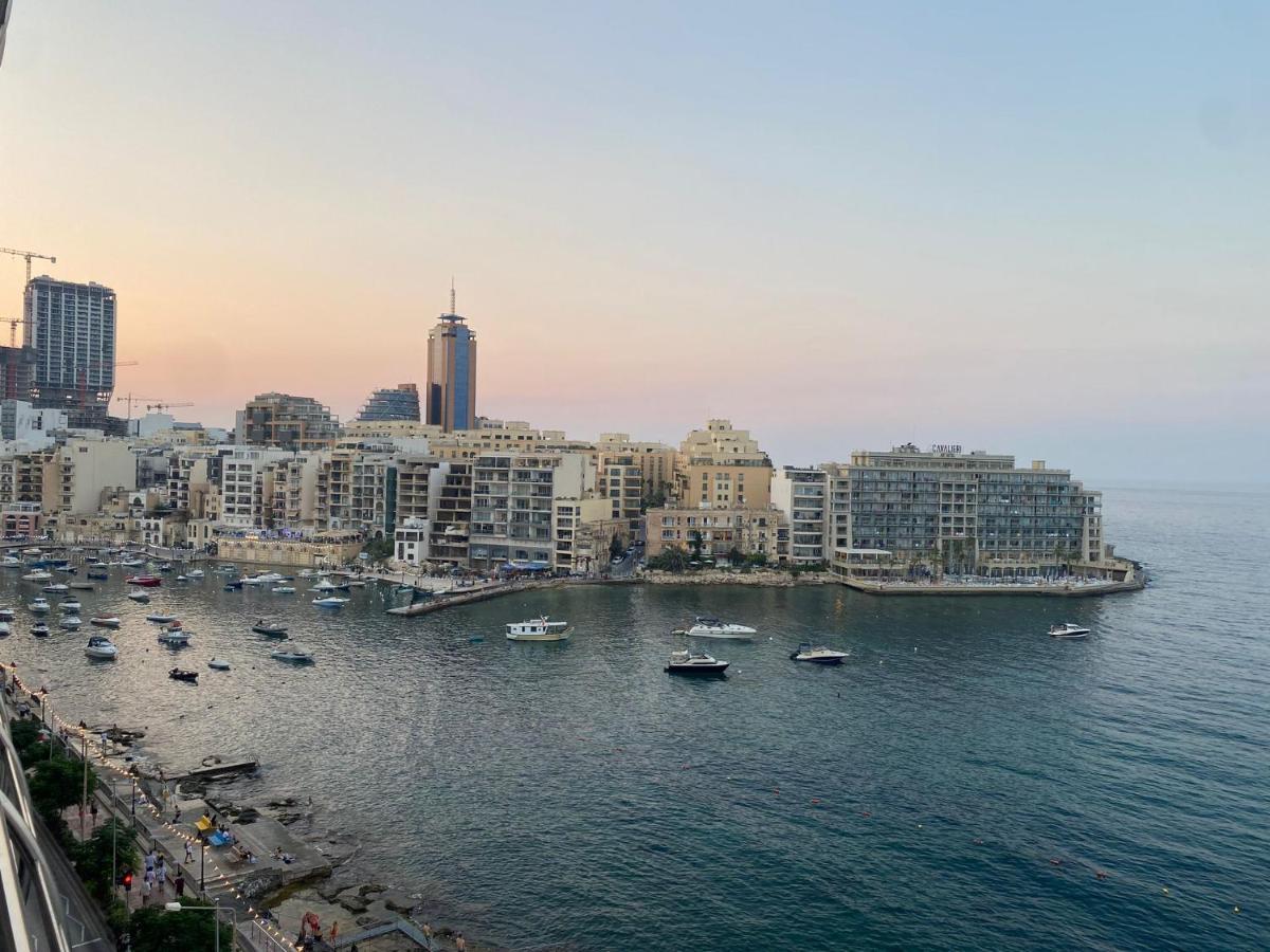 F8 1 Seaview Room, Living And Bathroom Shared , Stjulians Saint Julian's 외부 사진